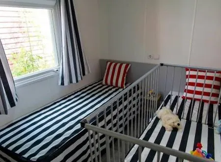 Üdülőpark Sun La Sirene 2 Chambres Clime 32m2 Max 4 Adultes Et 2 Des Ses Enfants *